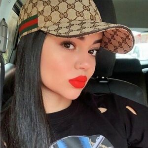 Authentic Vintage Gucci Baseball Cap. Lightly Worn, Great Condition. Size L